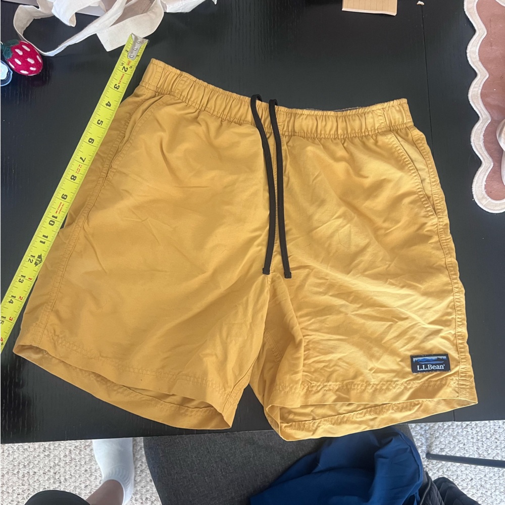 L.L. Bean Supplex 6” shorts lined - Nectar